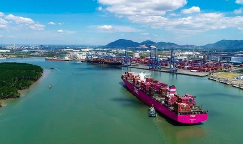 Tan Cang-Cai Mep International Terminal receives first vessel from Premier Alliance